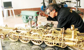 Võ sư Lê Ngọc Quang mày mò tự làm từng chi tiết