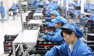 4 tháng, xuất siêu 683 triệu USD