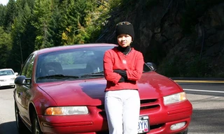 Tác giả Phan Việt và bìa cuốn sách mới của mình