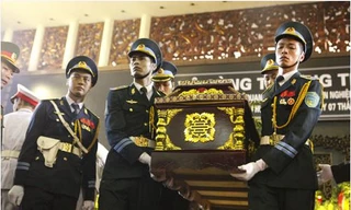 Ngã xuống giữa thời bình 