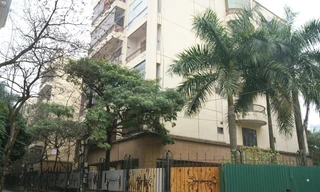 Khu nhà công vụ Hoàng Cầu. Ảnh: L.H.V