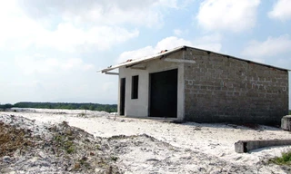 Những gì siêu dự án nghìn tỷ triển khai sau hơn 1 năm tại TT-Huế chỉ là nhà kho nhỏ chứa vật liệu