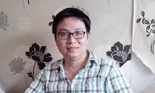 Nhà văn Nguyễn Đình Tú. Ảnh: Trung Dũng