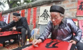 “Ông đồ” bám vỉa hè