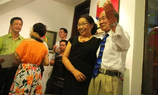 Thi sĩ Du Tử Lê tại cuộc gặp gỡ duy nhất với độc giả hâm mộ. Ảnh: Nguyễn Đình Toán