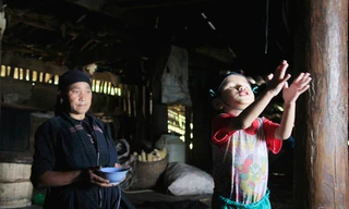 Những người trẻ đang góp phần xóa đi nỗi đau hôn nhân cận huyết, tảo hôn ở rẻo cao. Ảnh: Trường Phong