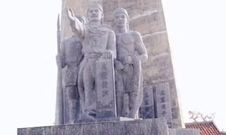 Tượng đài hùng binh Hoàng Sa trên đảo Lý Sơn. Ảnh: nam cường