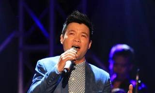  Vũ Thắng Lợi bước đầu thành công trong việc “nhẹ hóa” nhạc đỏ. Ảnh: N.M.Hà