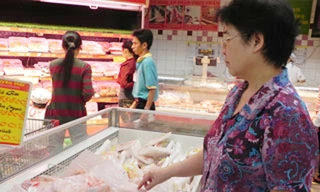 Giá thực phẩm giảm nhanh