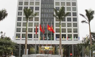 Bộ Nội vụ và 4 cá nhân được đề nghị khen thưởng vì có thành tích xuất sắc đột xuất.