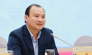 Cấm quảng cáo, hạn chế hoạt động nghệ thuật nếu người nổi tiếng vi phạm