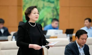 Ninh Bình thành lập thành phố Hoa Lư, giảm một cấp huyện và 18 cấp xã 