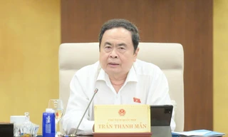 Chủ tịch Quốc hội nhận xét về trung tâm phục vụ hành chính công ở phường, xã mới