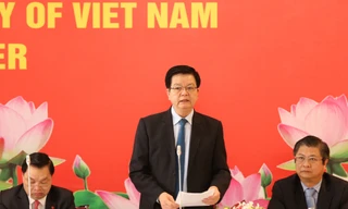 Phó trưởng Ban Tổ chức Trung ương Mai Văn Chính tại buổi họp báo. Ảnh Như Ý