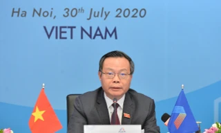 Phó Chủ tịch Quốc hội Phùng Quốc Hiển. Ảnh QH