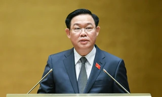 Quốc hội yêu cầu giải quyết điểm nghẽn trong đầu tư công, thiếu hụt xăng dầu