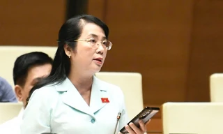 Đại biểu: 'Dân vẫn kêu trời vì có tiền mà không sử dụng được'