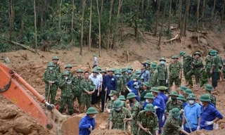 Chủ tịch Nước truy tặng Huân chương Dũng cảm cho hai cán bộ hi sinh khi làm nhiệm vụ