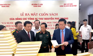 Ra mắt sách của Tổng Bí thư về quyết tâm thực hiện thắng lợi Nghị quyết Đại hội XIII 