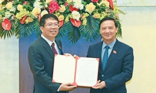 Văn phòng Quốc hội có phó chủ nhiệm mới