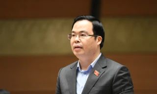 Ngăn chặn đấu giá tài sản hộ, 'quân xanh, quân đỏ' làm loạn thị trường 