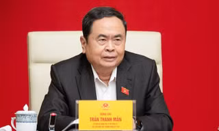 Chủ tịch Quốc hội ký, ban hành nghị quyết về công tác cán bộ