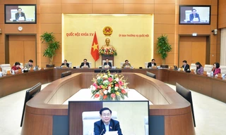 Nhân sự Ban Thư ký do Ủy ban Thường vụ Quốc hội phê chuẩn bổ nhiệm