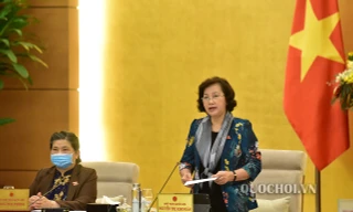 Chủ tịch Quốc hội phát biểu tại phiên họp Uỷ ban Thường vụ Quốc hội. Ảnh QH