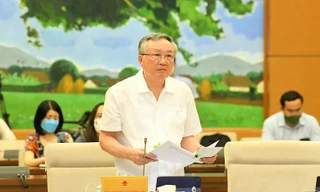 Chánh án TAND tối cao Nguyễn Hòa Bình tại phiên họp 