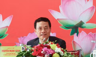 Bộ trưởng Bộ TT&TT Nguyễn Mạnh Hùng. Ảnh Như Ý