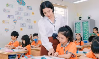 Thừa - thiếu biên chế giáo viên, khắc phục cách nào? 