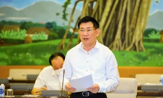 Bộ trưởng Tài chính Hồ Đức Phớc tại phiên họp Uỷ ban Thường vụ Quốc hội