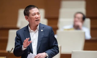 Cần quy định giá ra sao với hàng không giá rẻ?