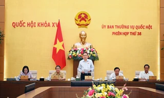 5 chức danh, vị trí tại Quốc hội thực hiện theo quy định của Bộ Chính trị