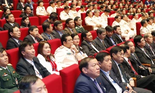 Thông qua số lượng Ủy viên Ban Chấp hành Trung ương khoá XIII