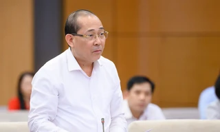  Cử tri lo lắng, bất bình trước tình trạng sữa giả, thuốc giả