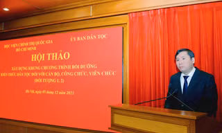 Coi trọng xây dựng đội ngũ cán bộ là người dân tộc thiểu số 