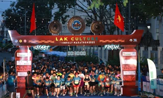 Hàng trăm runner đua tài, khám phá văn hóa M'nông, hướng về cộng đồng