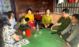 Bám buôn giúp đồng bào dân tộc thiểu số ổn định cuộc sống