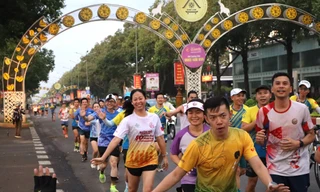Hơn 200 người chạy bộ kết nối Đắk Lắk – Phú Yên 