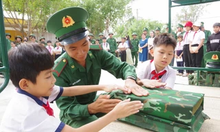 Vun đắp tình yêu Tổ quốc cho thế hệ trẻ qua 'Tiết học biên cương'