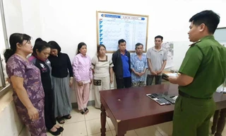 Bắt nữ đối tượng cầm đầu đường dây ghi số đề lớn