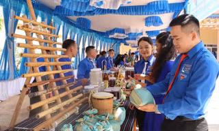Nâng bước khởi nghiệp cho thanh niên 