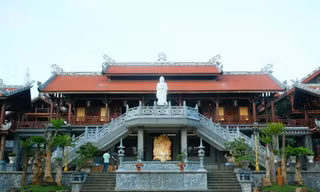 Chùa Sắc tứ Khải Đoan