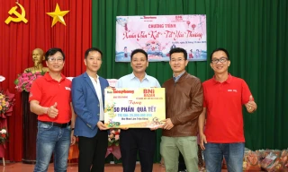 Những suất quà Tết sẻ chia với bà con dân tộc thiểu số khó khăn Đắk Lắk