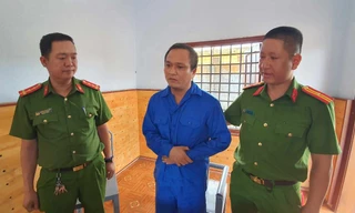 Đập kính ô tô, trộm hơn 600 triệu đồng 