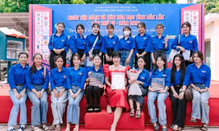 Tuổi trẻ Đắk Lắk cùng sách bước vào kỷ nguyên vươn mình của dân tộc