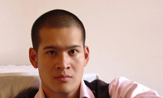 Việt Tú lại tỏ ra “nguy hiểm”?