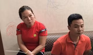 Đối tượng cầm đầu Nguyễn Văn Bình (phải). Ảnh C50