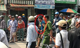 Bắt giữ hai cán bộ công an để điều tra hành vi dùng nhục hình